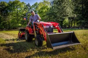 Massey Ferguson® MF GC1723EB w/ Backhoe